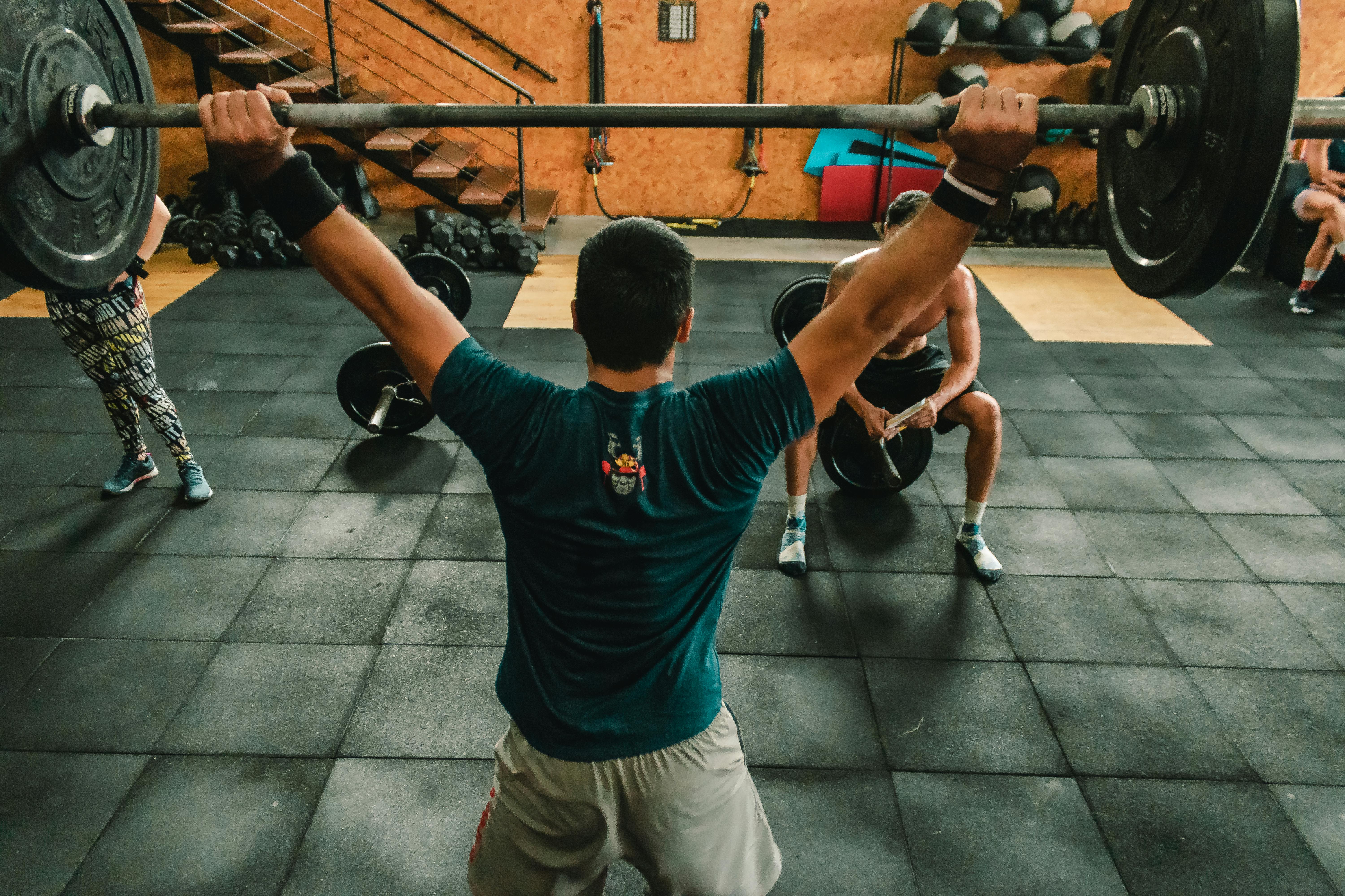 Harnessing the Power of Fitness Communities: Building Bonds Beyond the Gym